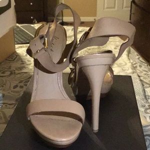 COPY - Badgley  Mischka